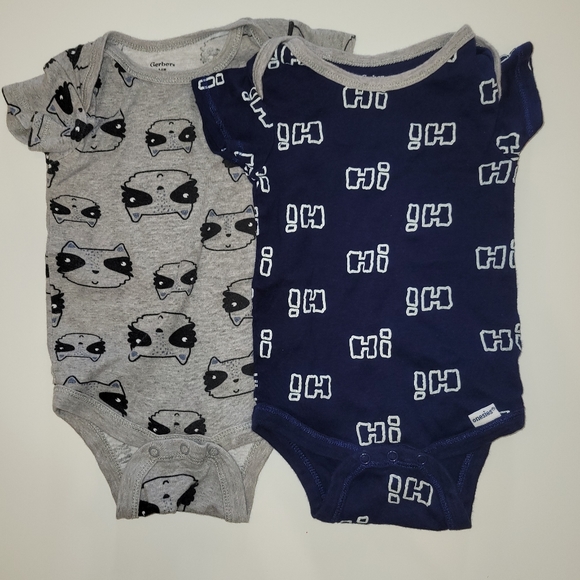 7 Bodysuits/Onesie Baby Boy Set - Picture 4 of 6